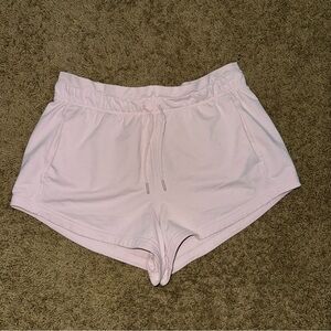 Women’s Lululemon Inner Glow High-Rise Short 3” Strawberry Milkshake Size 12